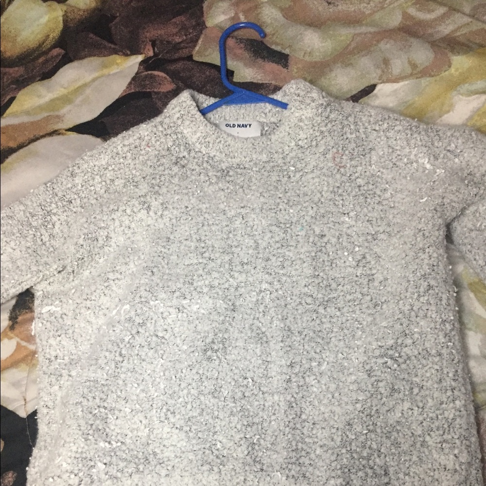 Old navy sweater